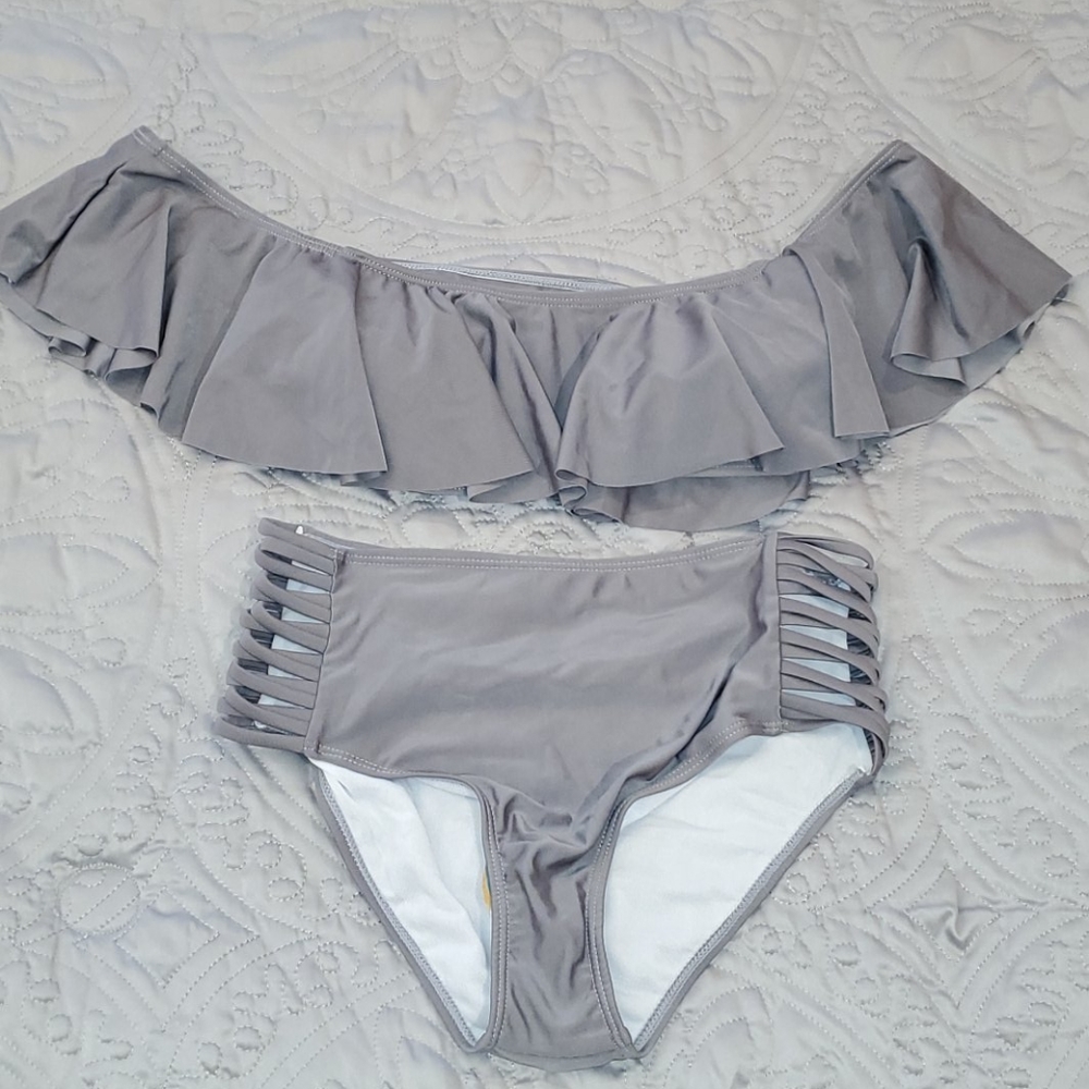 Two-piece bathing suit